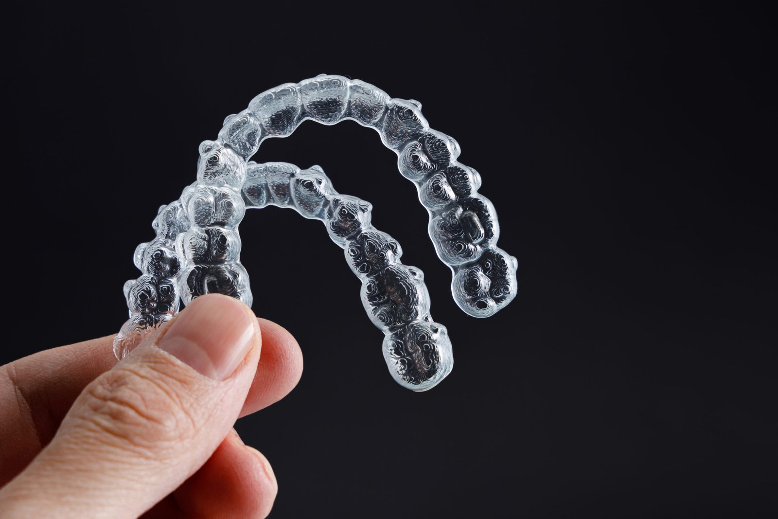 The Do’s and Don’ts of Living with Invisalign: Tips for New Users