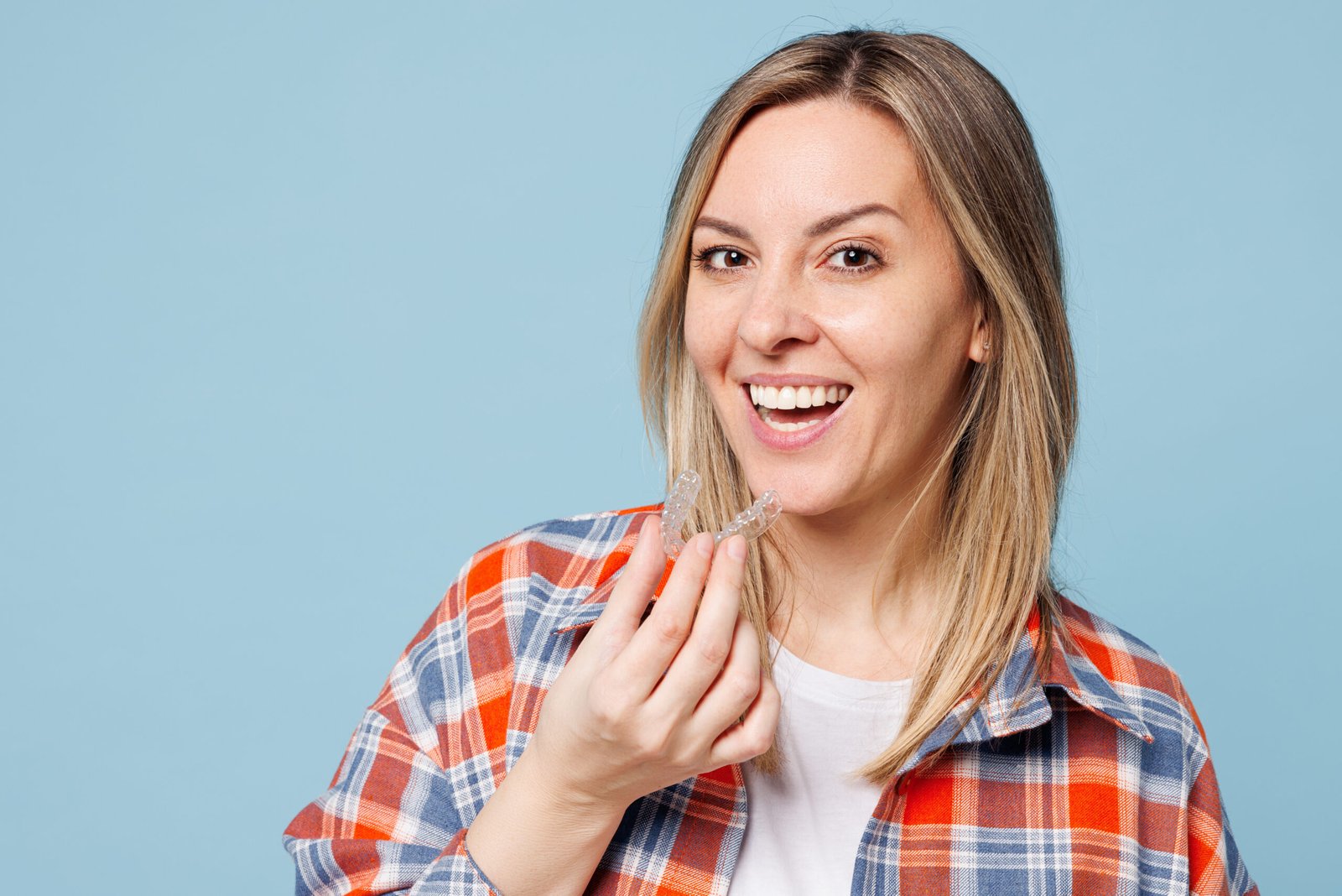 Straightening Made Subtle: Why Adults Choose Invisible Braces